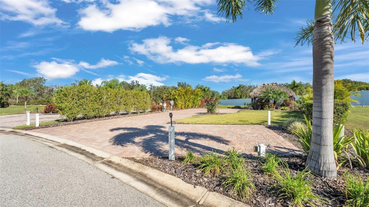 2907 Wood Duck Drive, Polk City, FL 33868 Photo