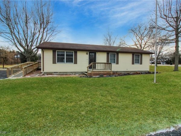 2029 NW Catawba Road, Port Clinton, OH 43452