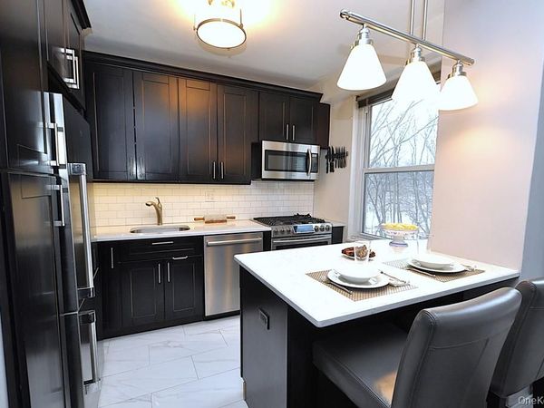 281 Garth Road, Unit A5L, Scarsdale, NY 10583