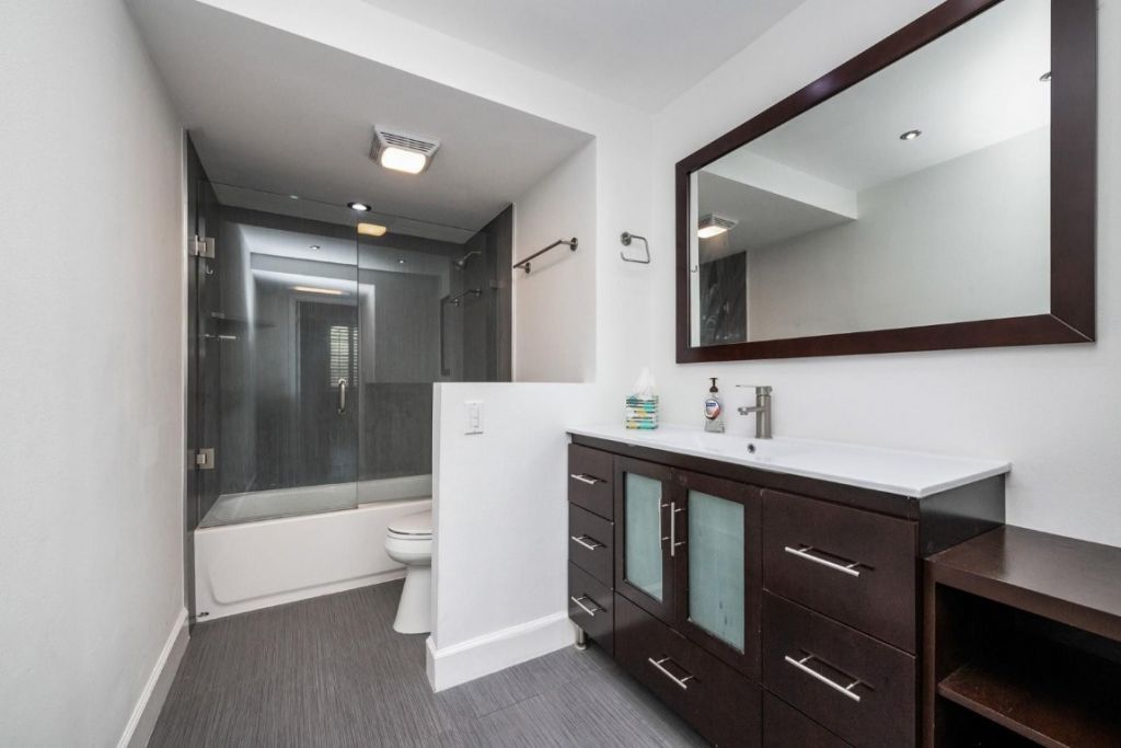 3900 N Hills Drive, Unit 409, Hollywood, FL 33021 Photo