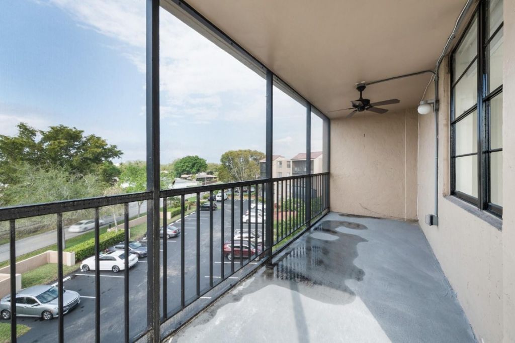 3900 N Hills Drive, Unit 409, Hollywood, FL 33021 Photo