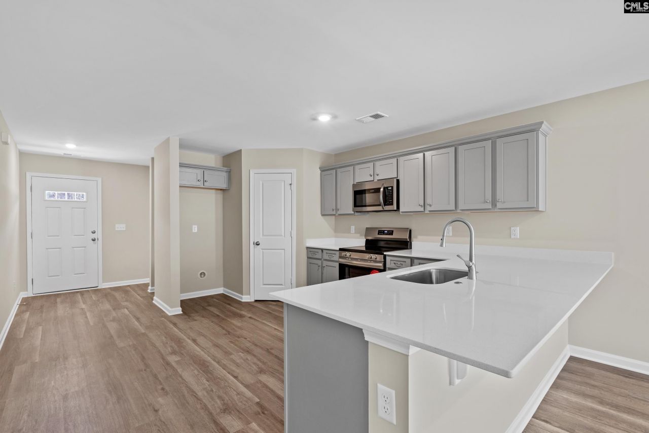 110 Cape Horn Drive Photo 7