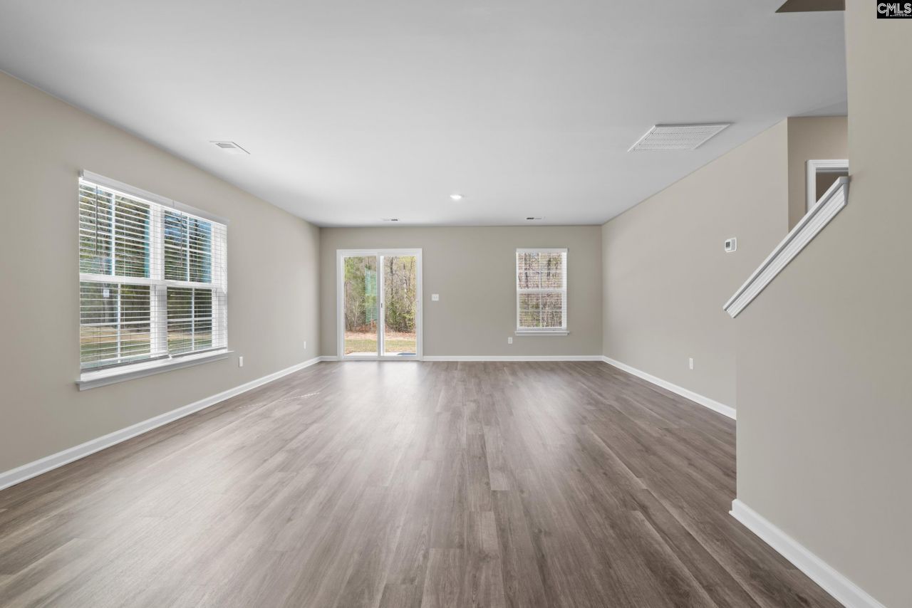 110 Cape Horn Drive Photo 8