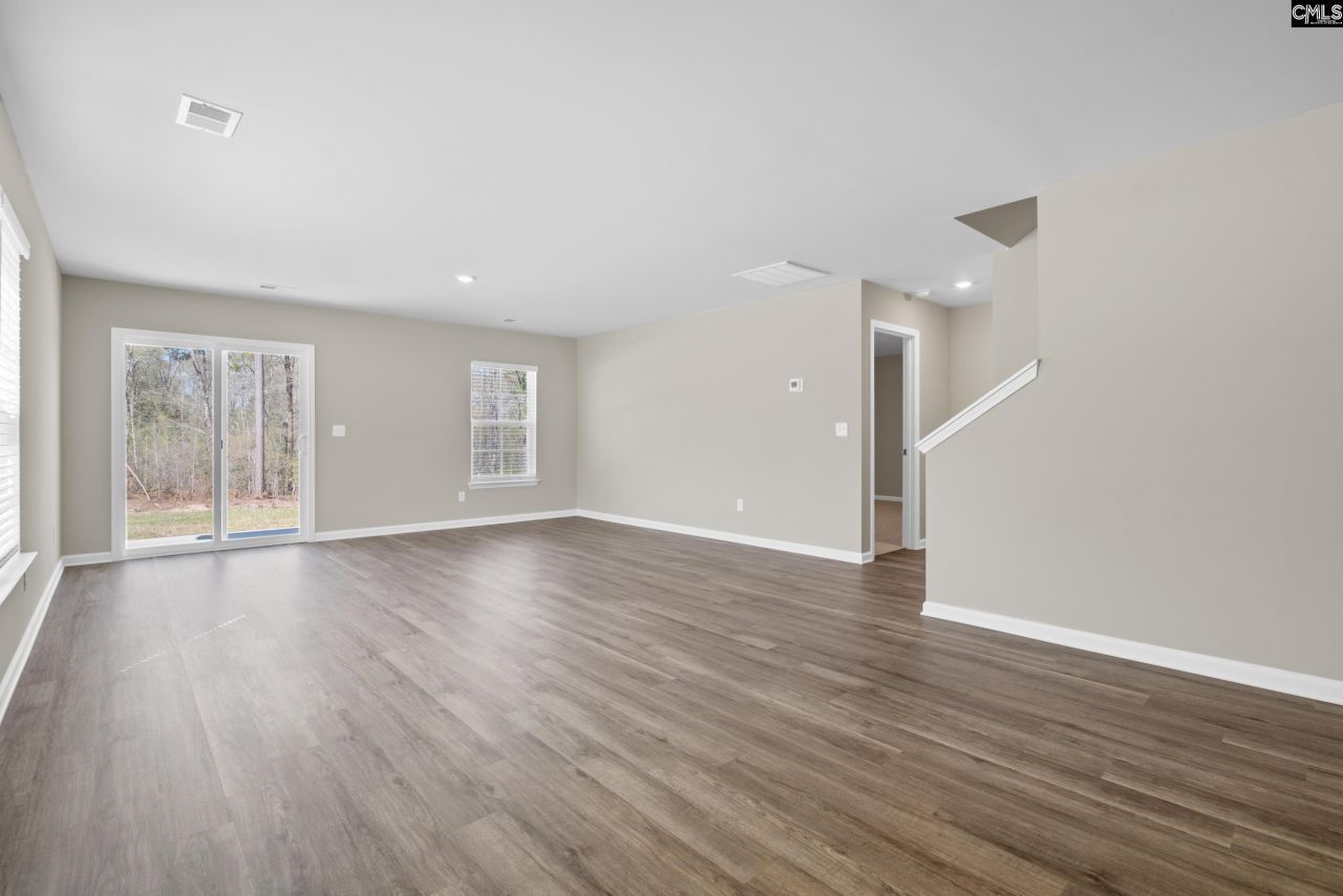 110 Cape Horn Drive Photo 9