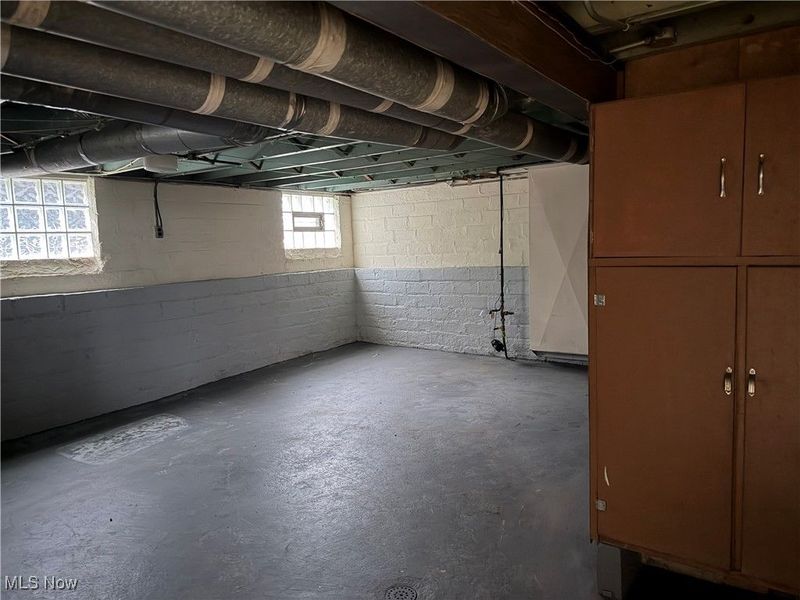 18870 Monterey Avenue, Euclid, OH 44119 Photo 16