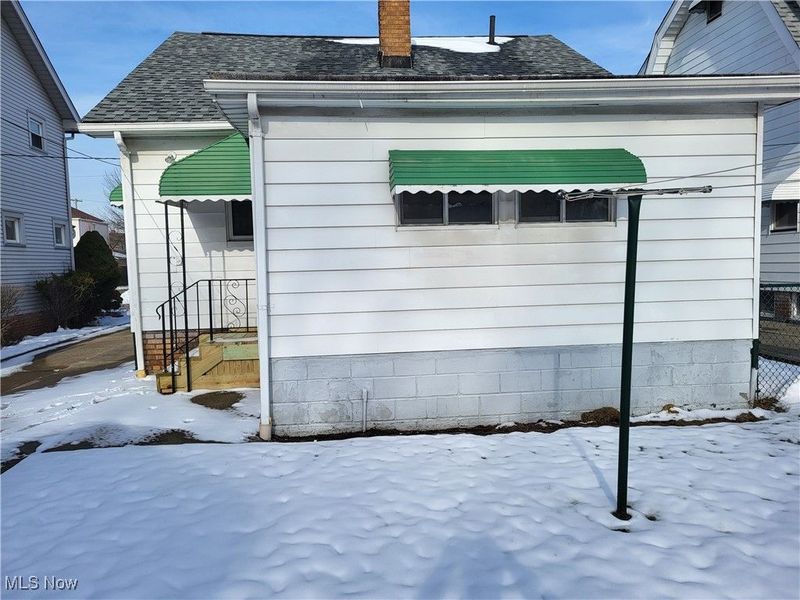 18870 Monterey Avenue, Euclid, OH 44119 Photo 19