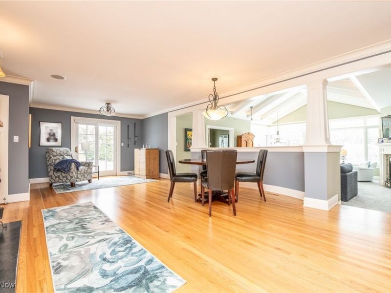 26161 Shaker Boulevard, Beachwood, OH 44122 Photo 3