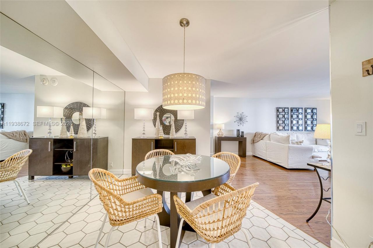 1111 Crandon Blvd, Unit C404, Key Biscayne, FL 33149 Photo