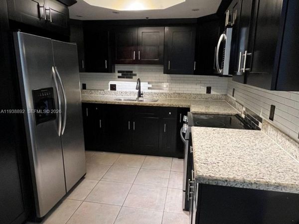 17455 NW 75th Pl, Unit 104, Hialeah, FL 33015