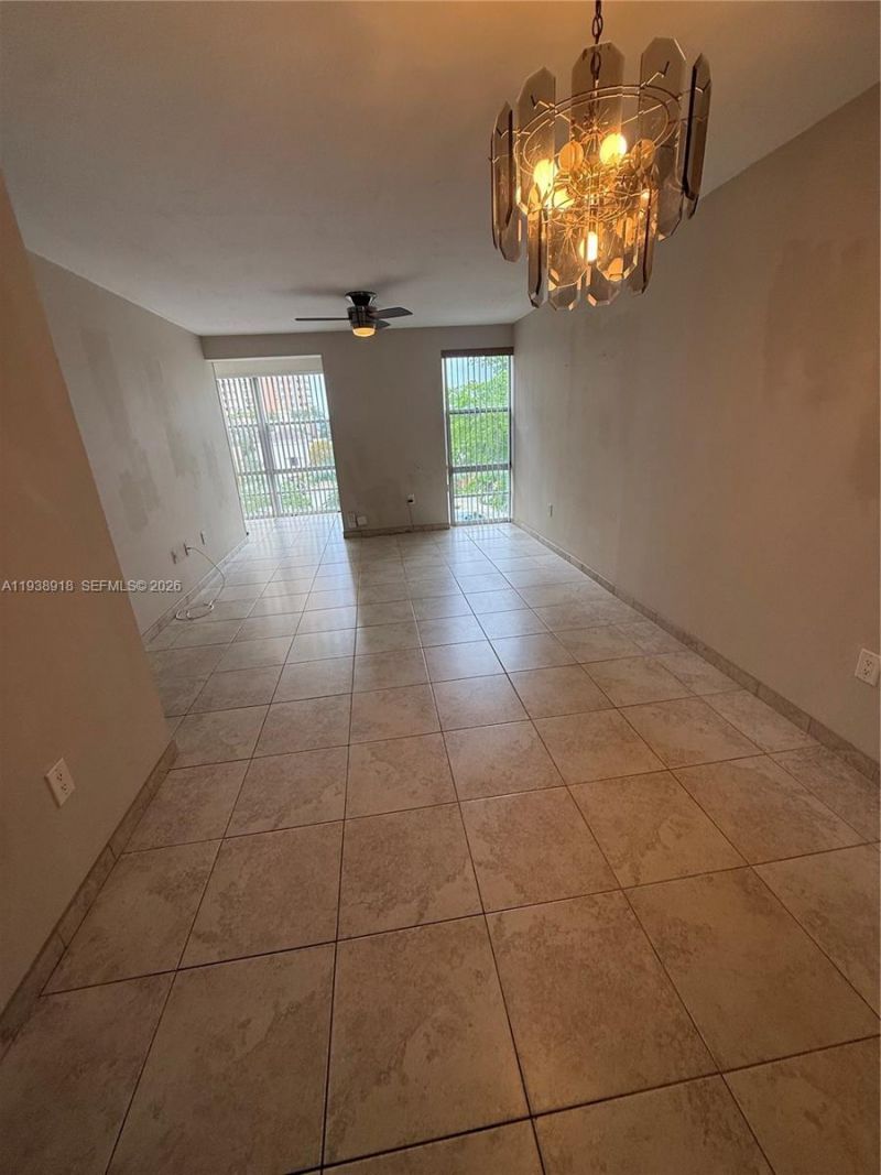 17620 Atlantic Blvd , Unit 518, Sunny Isles Beach, FL 33160 Photo