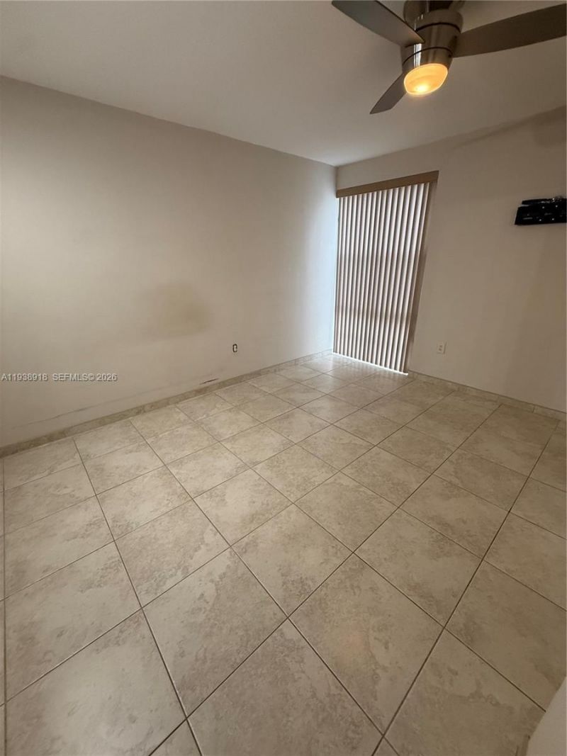 17620 Atlantic Blvd , Unit 518, Sunny Isles Beach, FL 33160 Photo