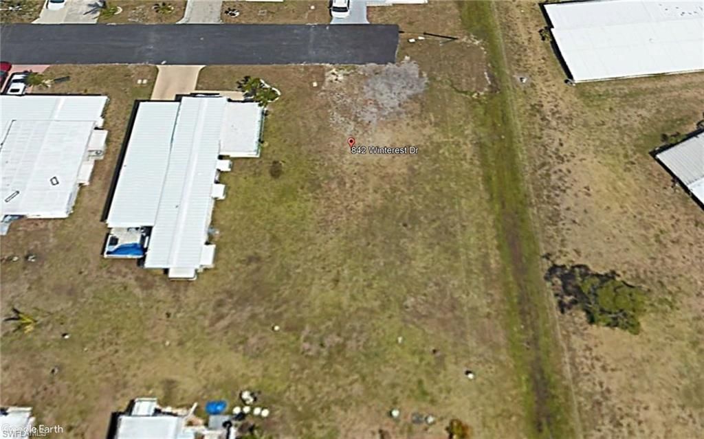 842 Winterest Dr, North Fort Myers, FL 33917 Photo