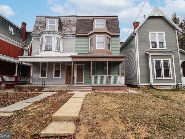 539 W KING STREET, YORK, PA 17401