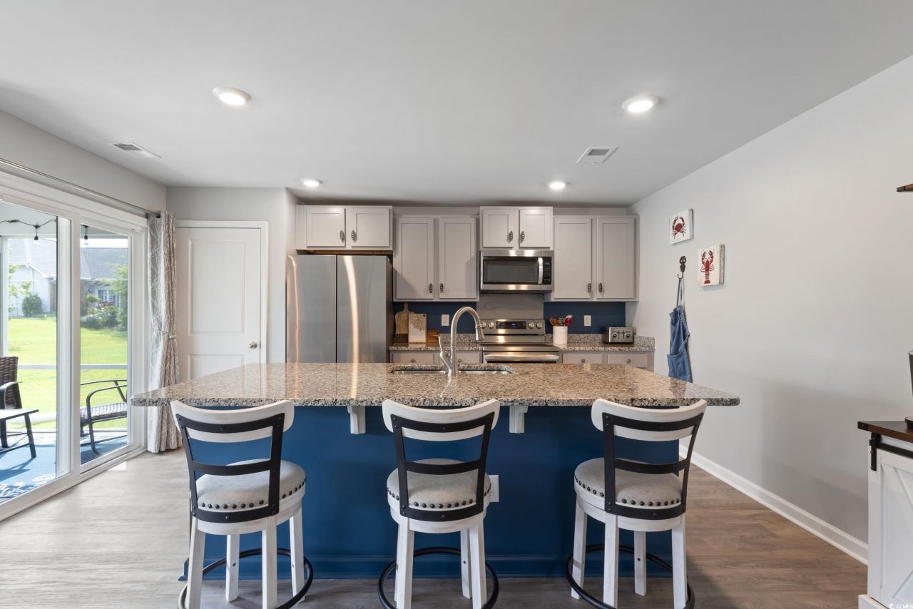 178 Belmonte Dr. Photo 5