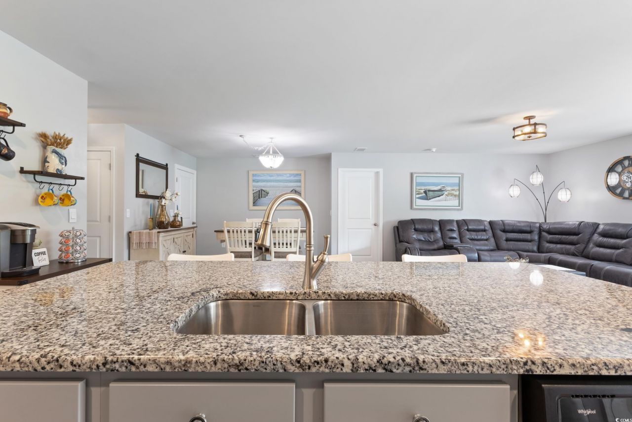 178 Belmonte Dr. Photo 8