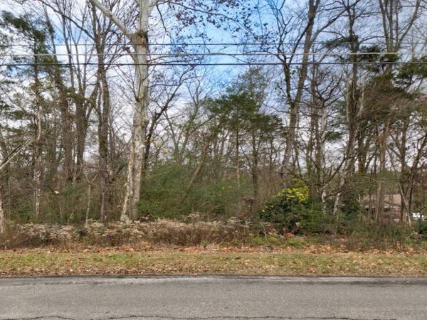 242013410 N Shore Acres & Lisa Ln Road, Soddy Daisy, TN 37379