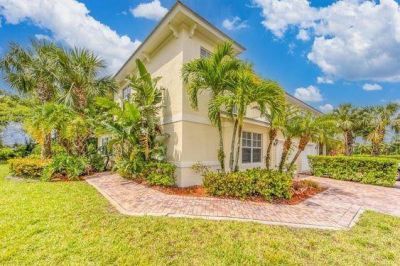 2601 Creekside Dr, Fort Pierce, FL 34981 Photo