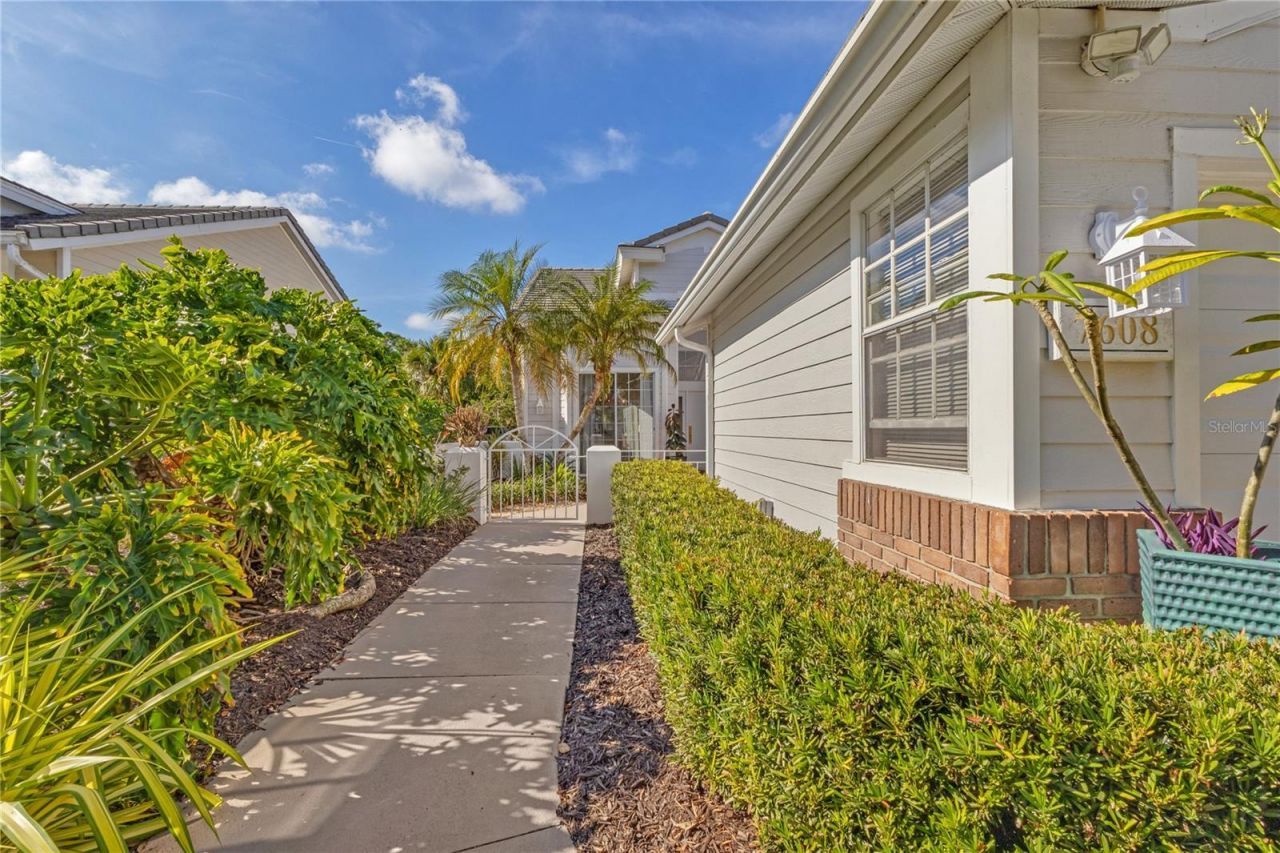 7608 Whitebridge Glen, University Park, FL 34201 Photo