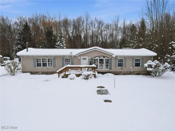 6046 Dawsey Road, Rock Creek, OH 44084