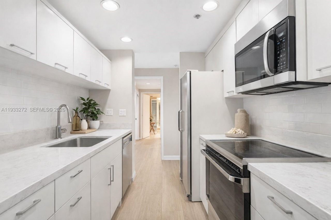 1581 Brickell Ave, Unit 107, Miami, FL 33129 Photo