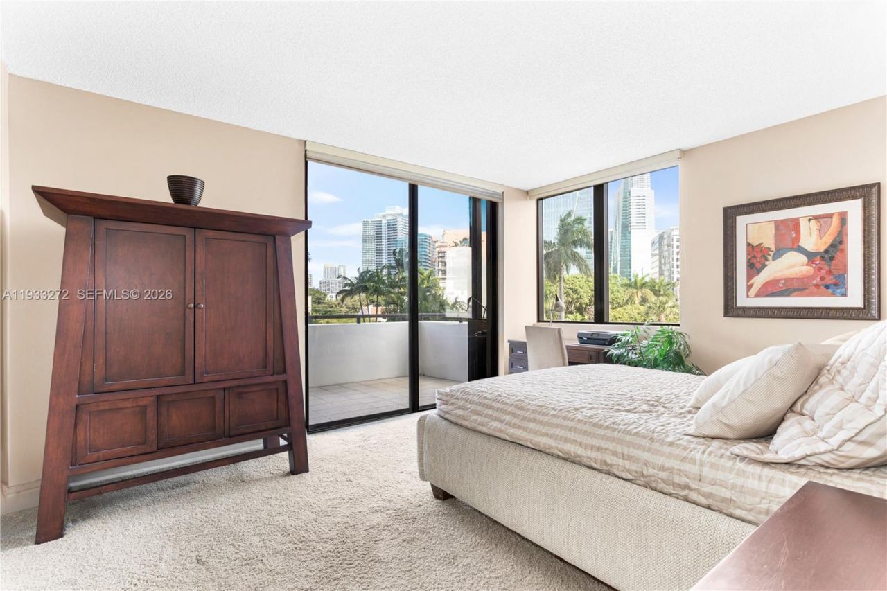 1581 Brickell Ave, Unit 107, Miami, FL 33129 Photo