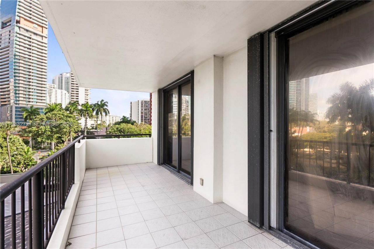 1581 Brickell Ave, Unit 107, Miami, FL 33129 Photo