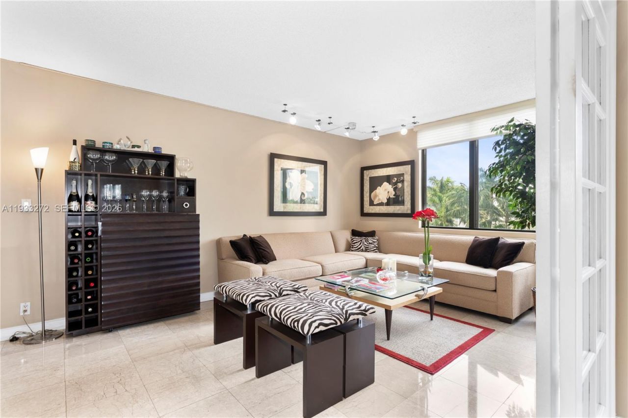 1581 Brickell Ave, Unit 107, Miami, FL 33129 Photo