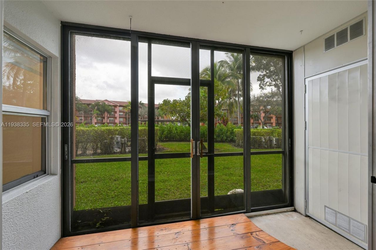 701 SW 142nd Ave, Unit 104S, Pembroke Pines, FL 33027 Photo