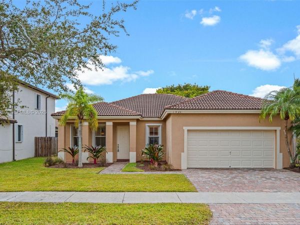 1924 SE 17th Ct, Homestead, FL 33035