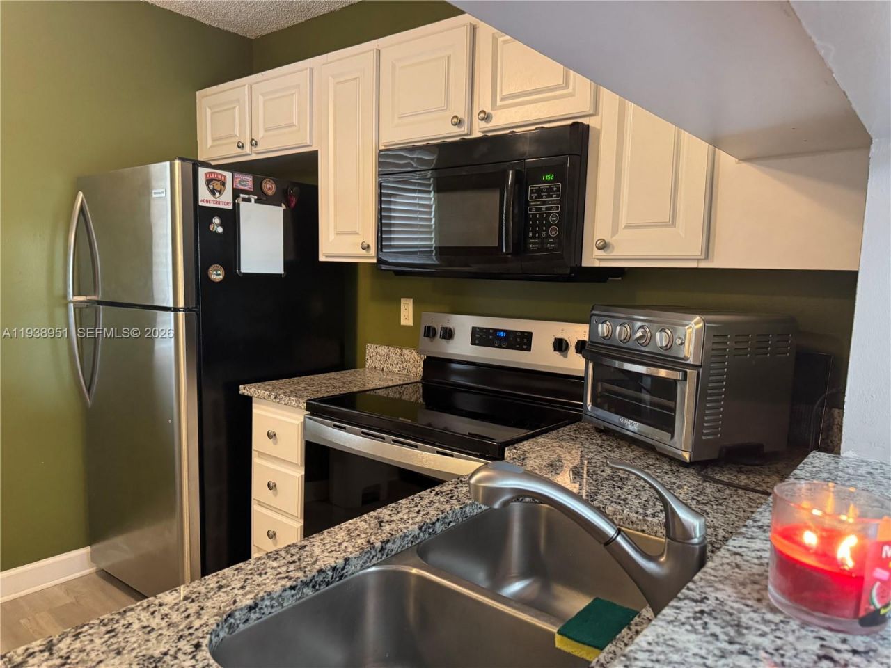 5580 Lakeside Dr, Unit 205, Margate, FL 33063 Photo