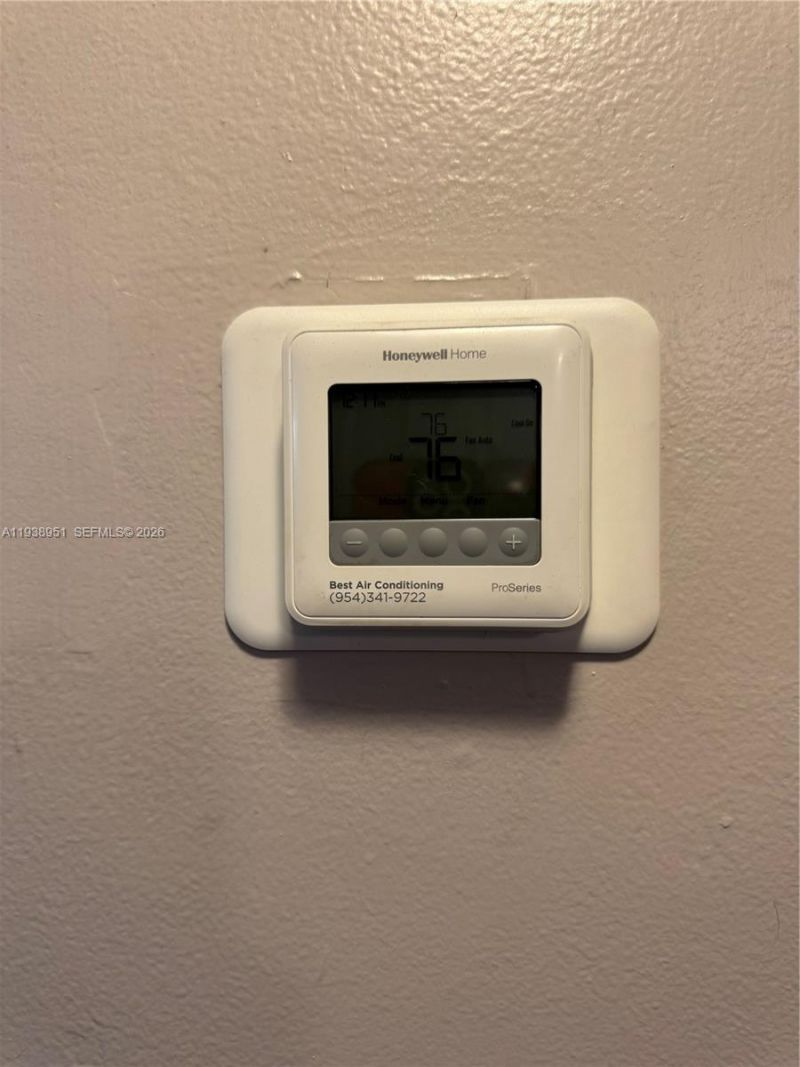 5580 Lakeside Dr, Unit 205, Margate, FL 33063 Photo