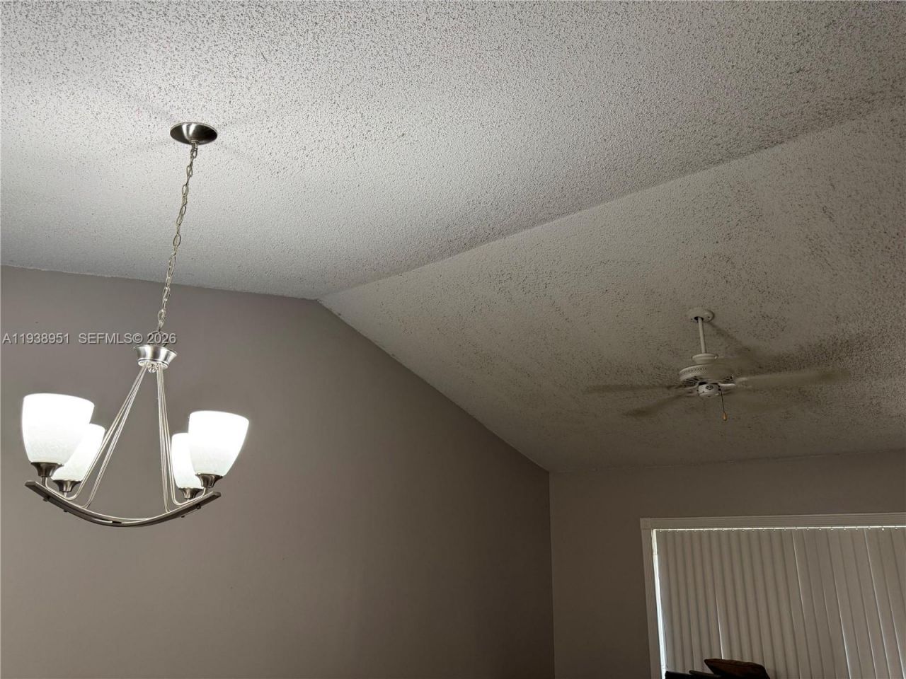 5580 Lakeside Dr, Unit 205, Margate, FL 33063 Photo