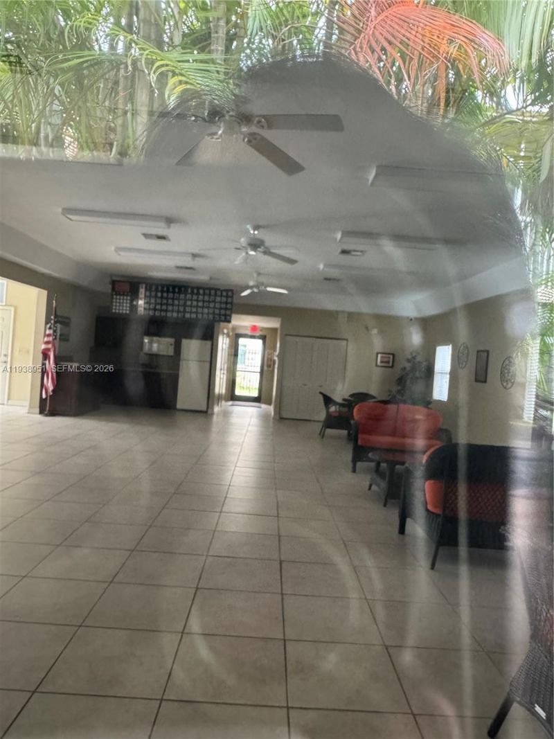 5580 Lakeside Dr, Unit 205, Margate, FL 33063 Photo