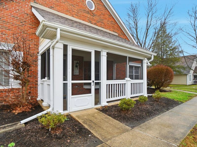 217 Shannon Lane, Granville, OH 43023 Photo 5