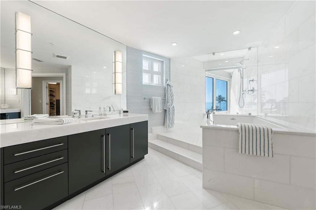 4601 Gulf Shore Blvd N, Unit 3, Naples, FL 34103 Photo