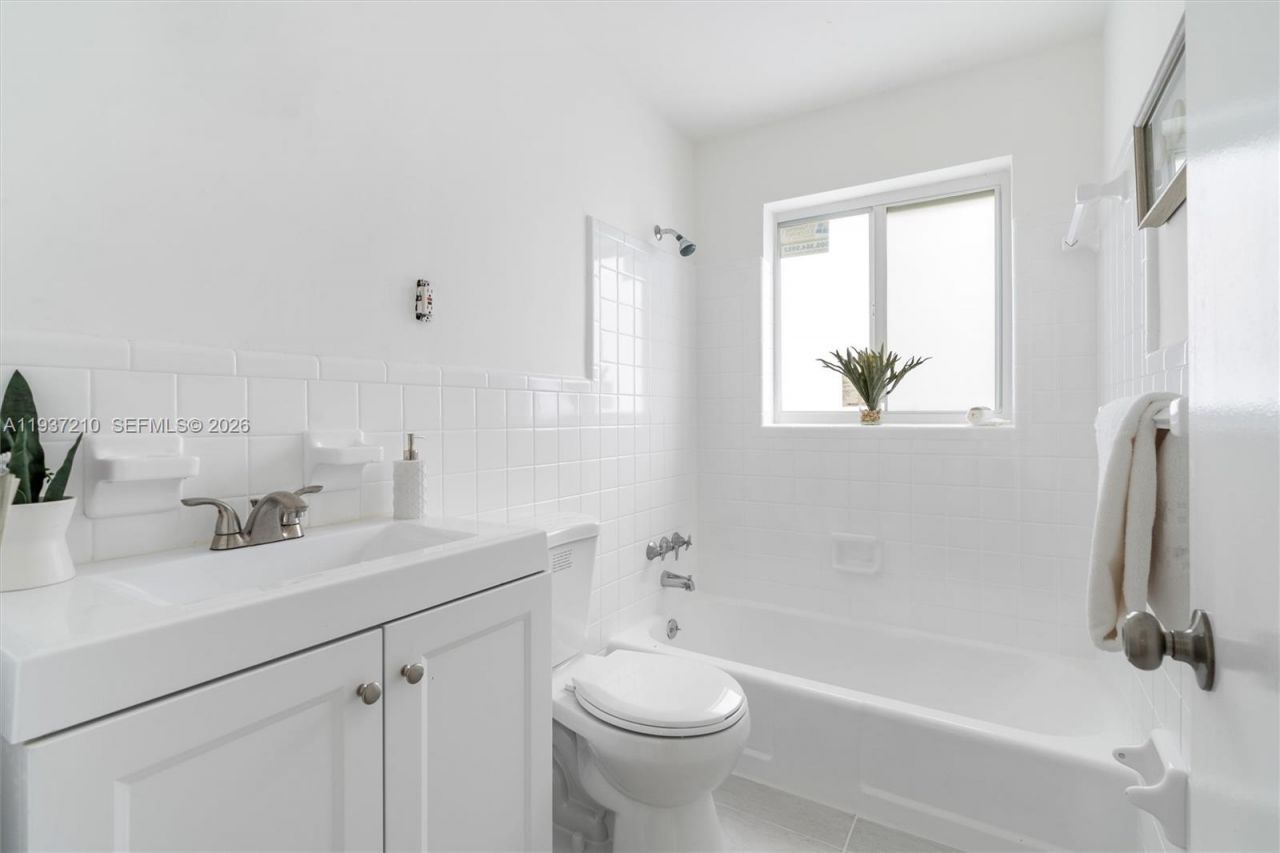 4331 NW 9th Ct, Coconut Creek, FL 33066 Photo