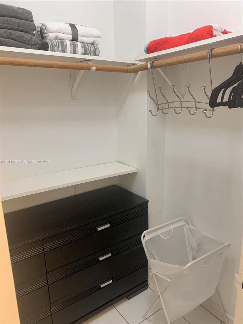 100 Lincoln Rd , Unit 805, Miami Beach, FL 33139 Photo