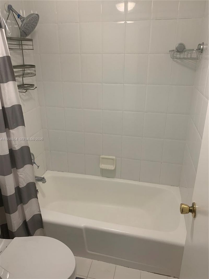 100 Lincoln Rd , Unit 805, Miami Beach, FL 33139 Photo