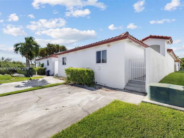 20747 SW 81st Pl, Unit 20747, Cutler Bay, FL 33189