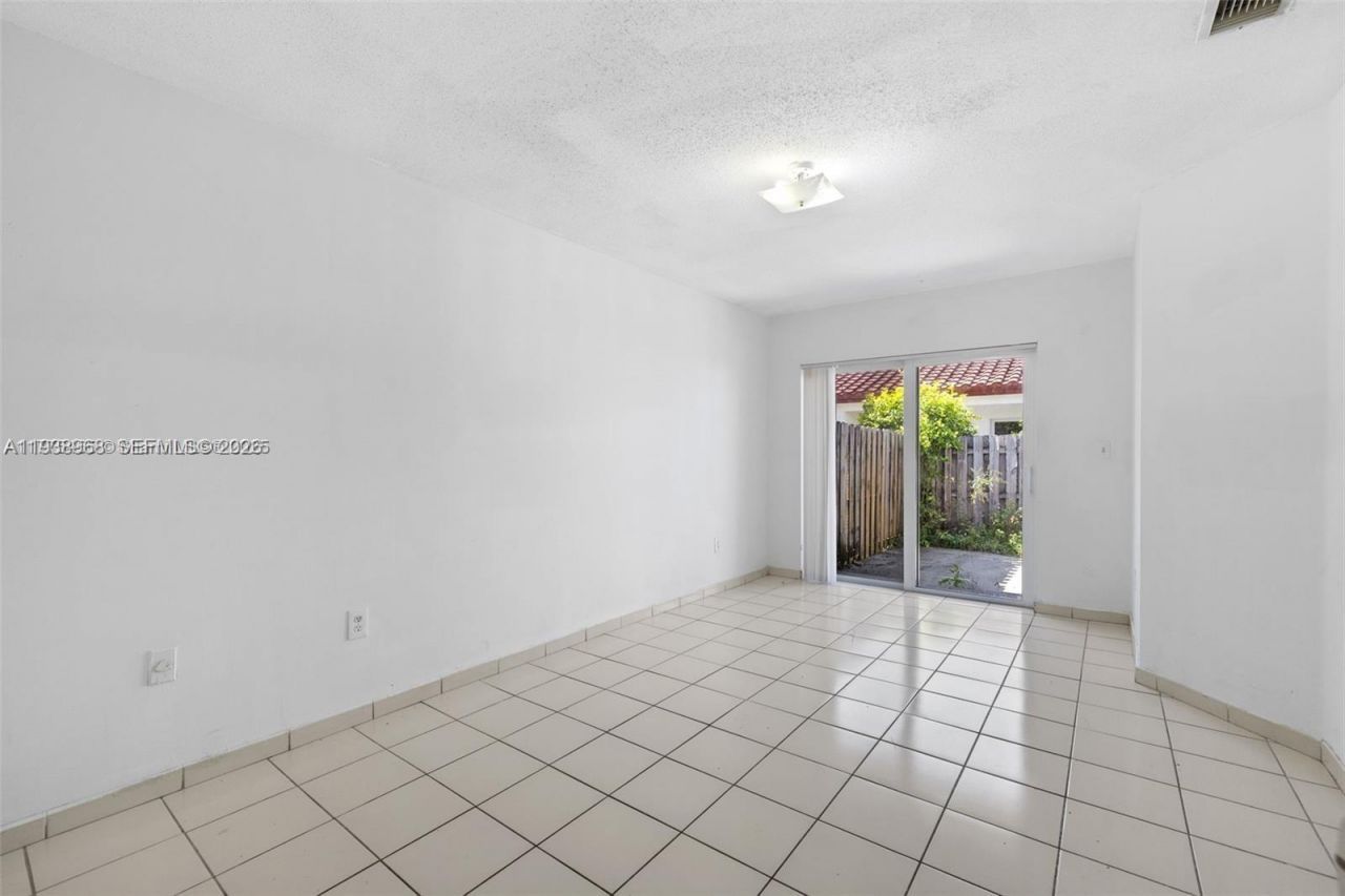 20747 SW 81st Pl, Unit 20747, Cutler Bay, FL 33189 Photo