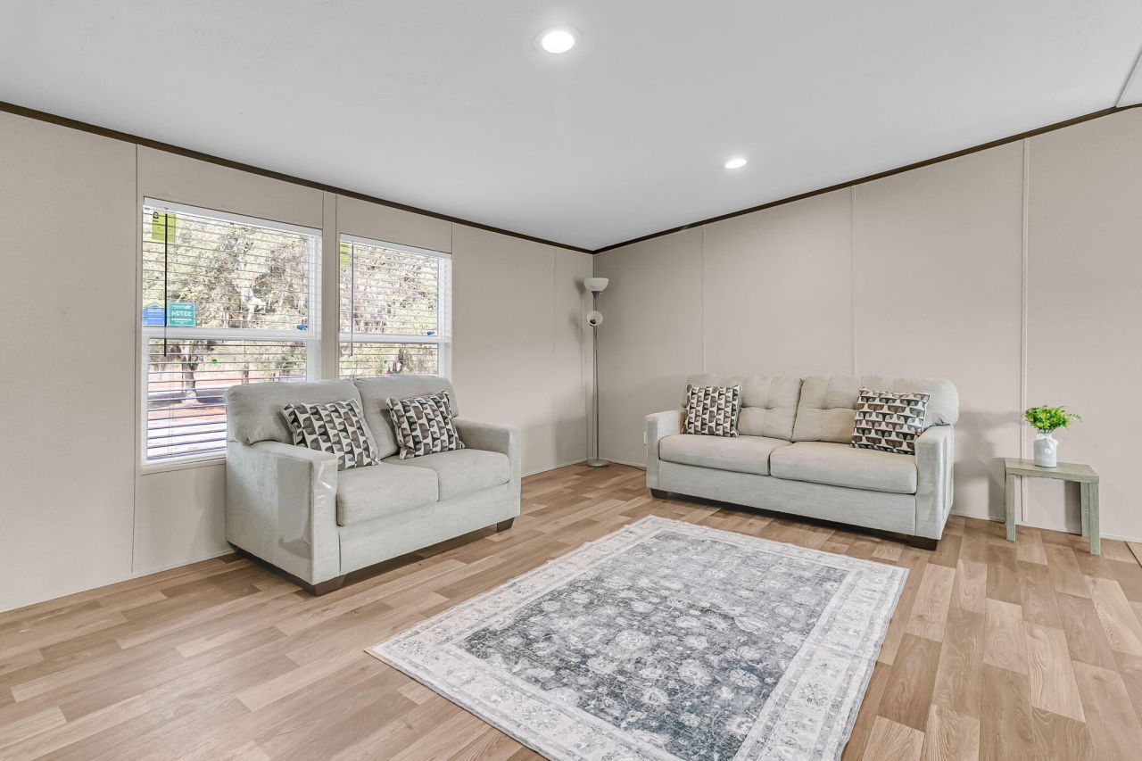 235 Pine Bluff Road Photo 7