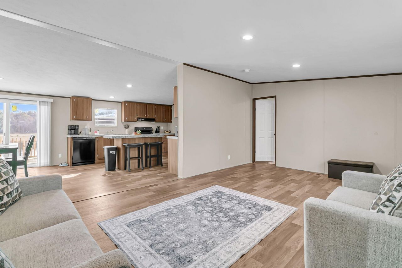 235 Pine Bluff Road Photo 8