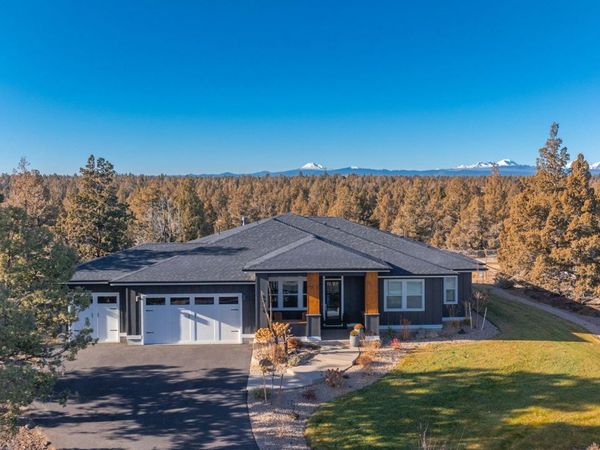 60515 Ward Road, Bend, OR 97702