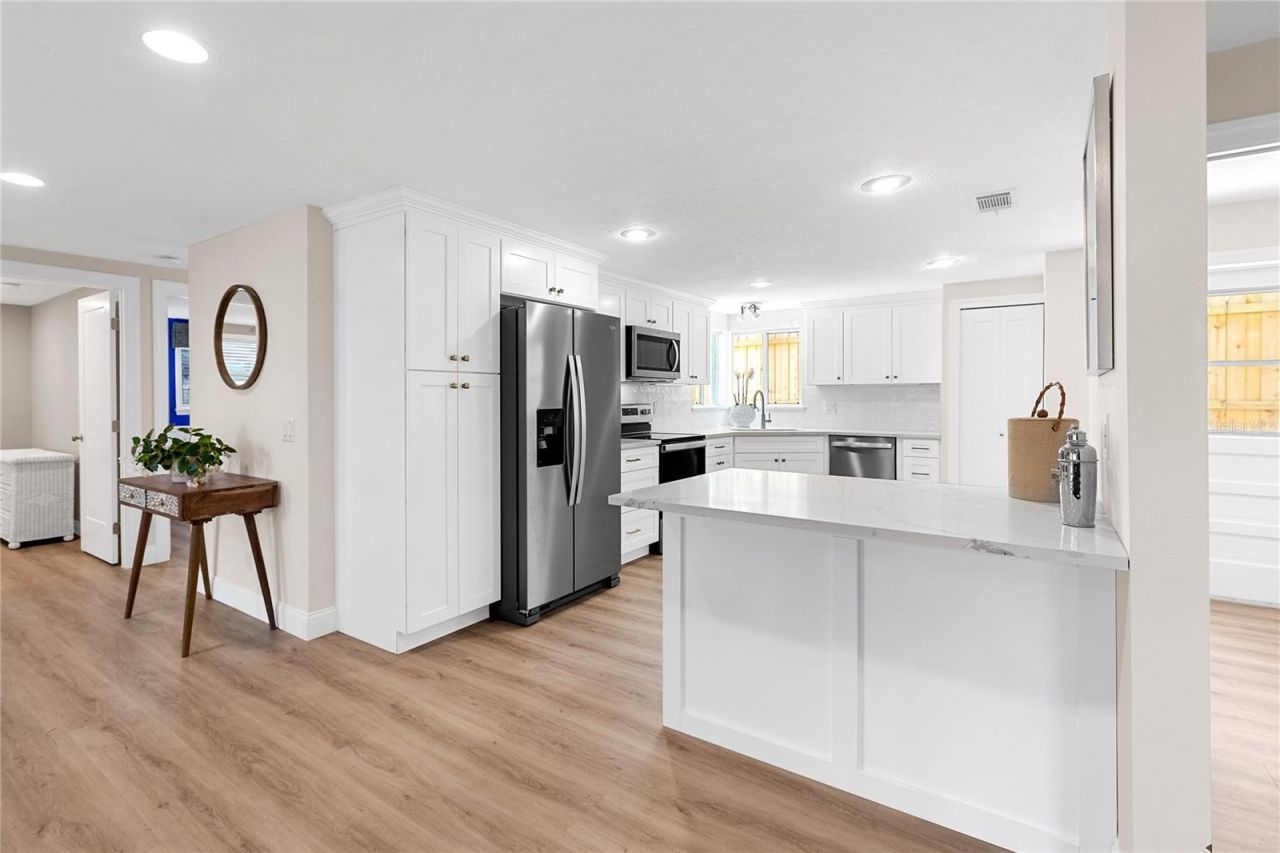 5151 Saint Albans Avenue, Sarasota, FL 34242 Photo