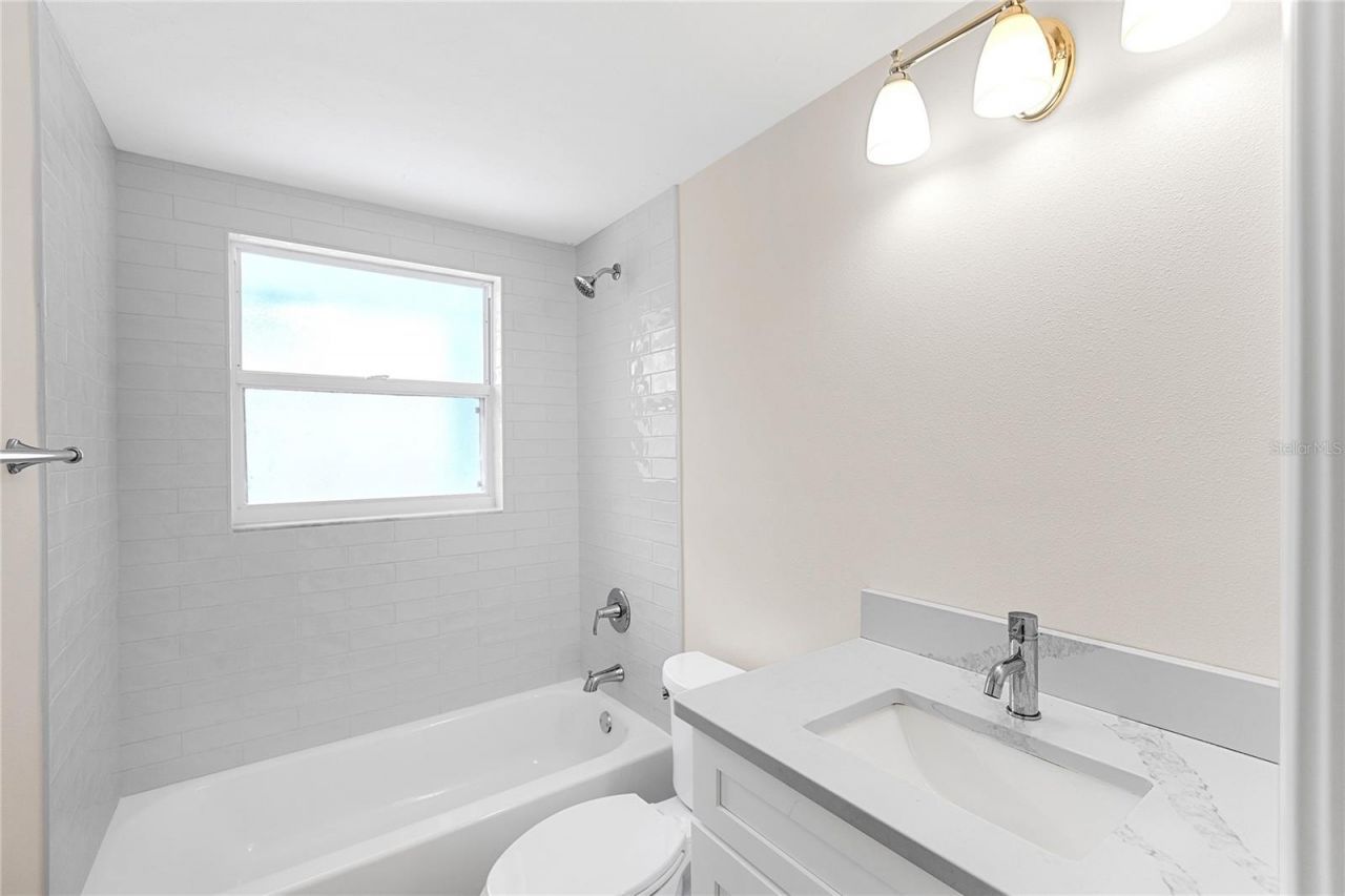 5151 Saint Albans Avenue, Sarasota, FL 34242 Photo