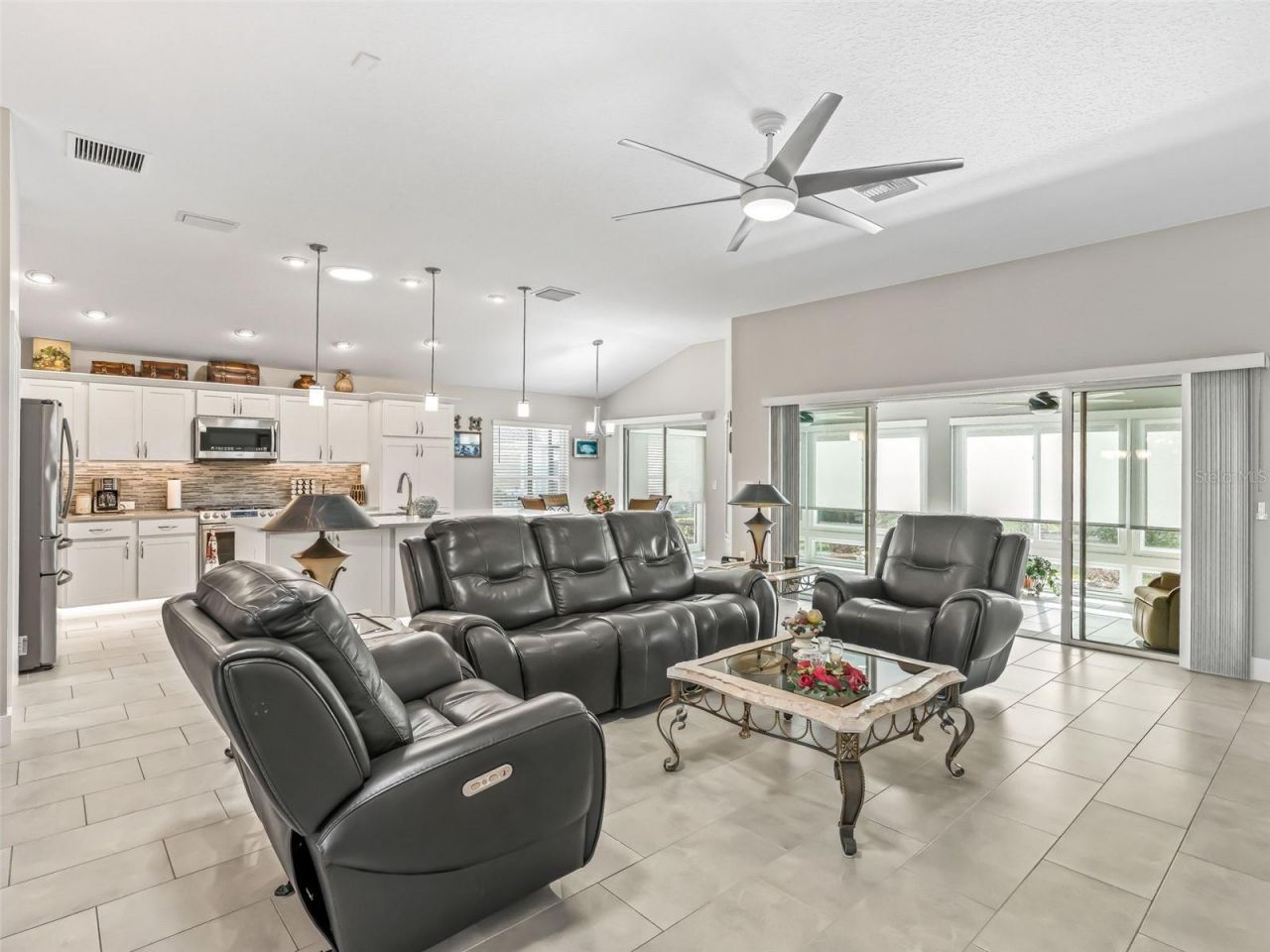5885 Flint Loop, The Villages, FL 32163 Photo