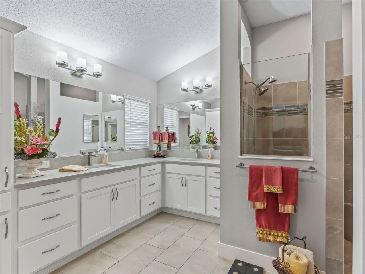 5885 Flint Loop, The Villages, FL 32163 Photo