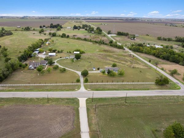 16351 Fm 1660, Taylor, TX 76574