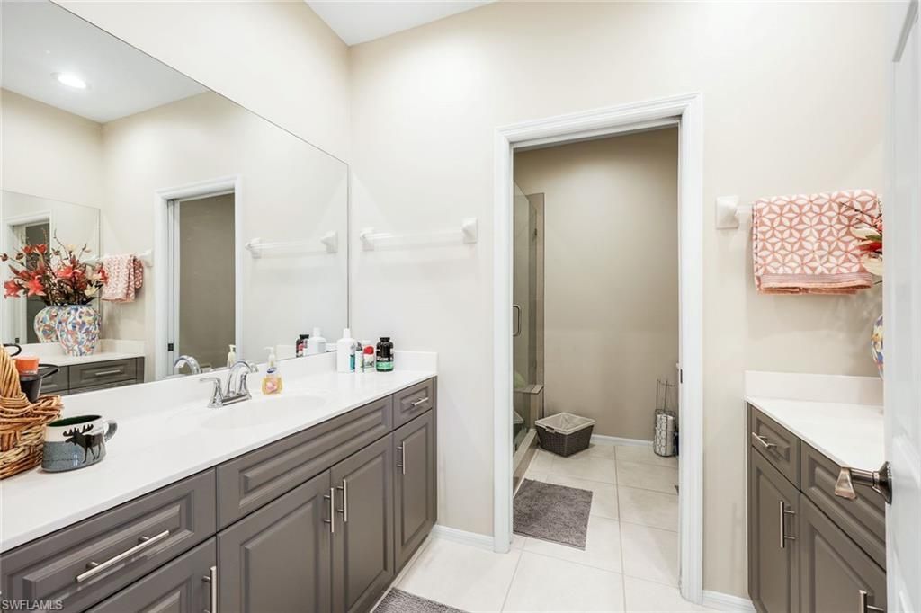 8493 Laurel Lakes Blvd, Naples, FL 34119 Photo