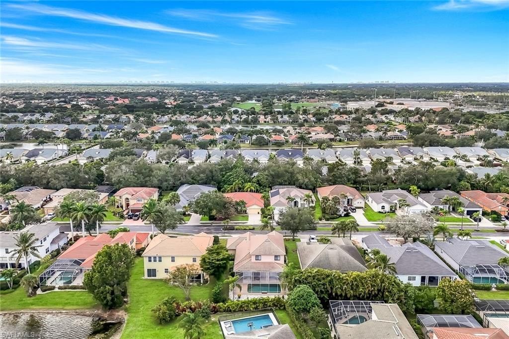 8493 Laurel Lakes Blvd, Naples, FL 34119 Photo